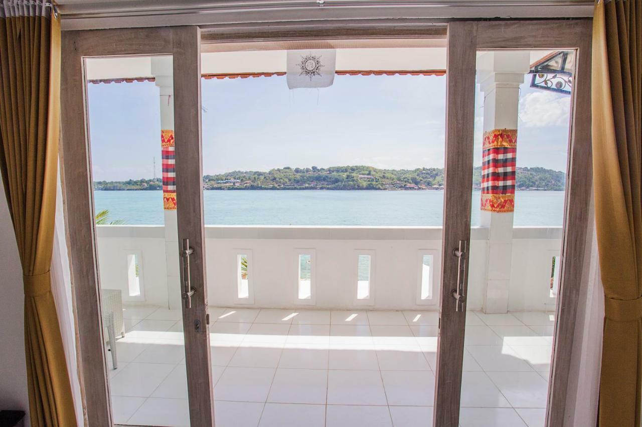 The Waterfront Beach House Lembongan Exterior foto